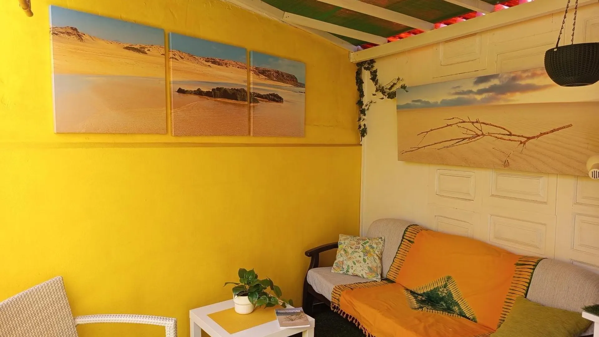 Shangrila Guesthouse Caleta De Fuste
